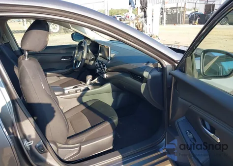 2025 Nissan Sentra Sv from USA, damaged, VIN 3N1AB8CV1SY237581